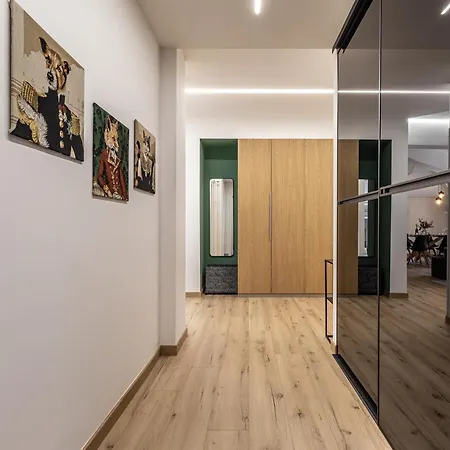 Lux-via Canalino- Pass Ztl Parking Wifi アパート モデナ